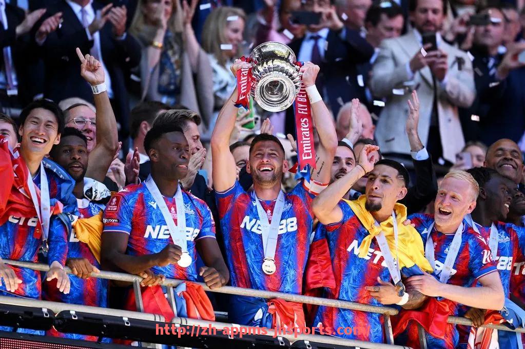 江南体育APP-法甲球队赛季成绩回顾与未来发展趋势预测